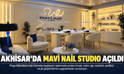 Akhisar’da Mavi Nail Studio Açıldı