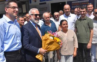 Yenişehirlioğlu, kaza sonrası ilk ziyaretini Akhisar'a yaptı!