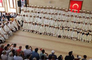 Hilaliye Kur’an Kursları 46. Hafızlık İcazet Merasimini yaptı