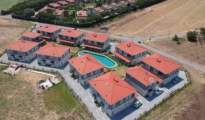 Medar'da satılık lüks havuzlu satılık villa