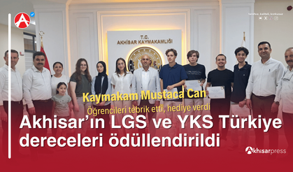 Akhisar’da LGS ve YKS Türkiye Dereceleri Kaymakam Can Tarafından Ödüllendirildi