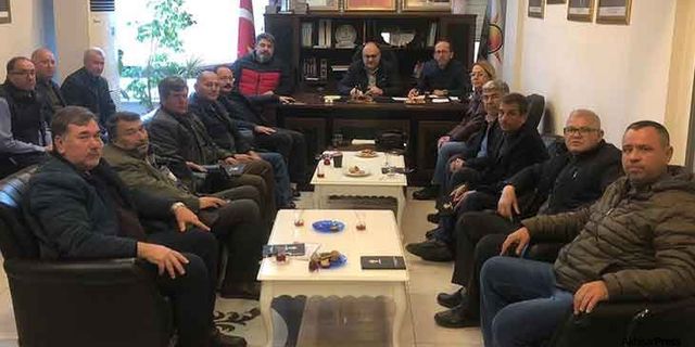 AK Parti, Muhtarlar ile istişare toplantısı gerçekleştirdi