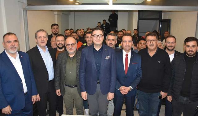 AK Parti, Akhisar'daki 3 belediye başkan adayı adayını tanıttı!