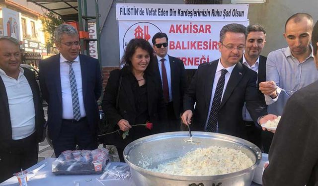 Balıkesirliler Derneği, Valinin katılımıyla Filistin için pilav hayrı düzenledi!