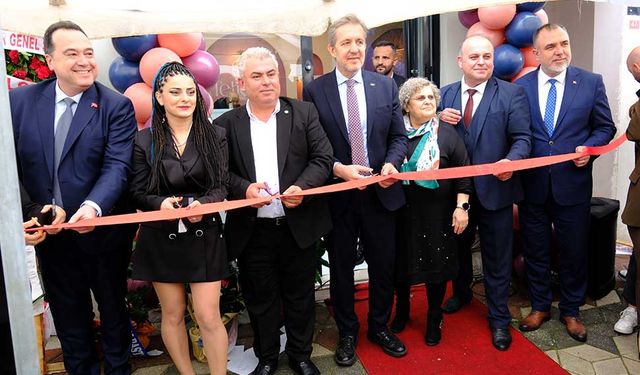 Felicita Güzellik Merkezi Akhisar’da hizmete açıldı