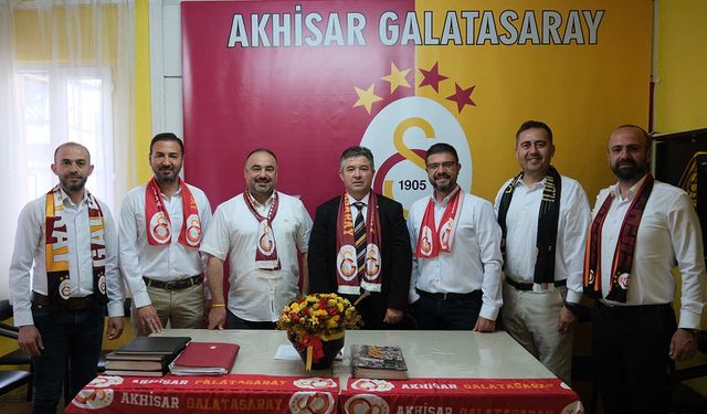 Akhisar Galatasaray Taraftarlar Derneği yeni başkanı Bülent D. Oral oldu