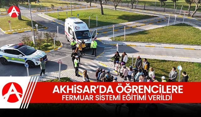 Akhisar’da Öğrencilere Trafikte "Fermuar Sistemi" Eğitimi