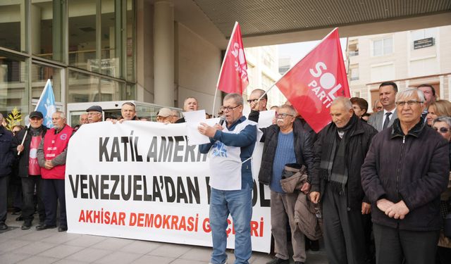 Akhisar’da ABD’nin Venezuela’ya Yönelik Saldırılarına Tepki