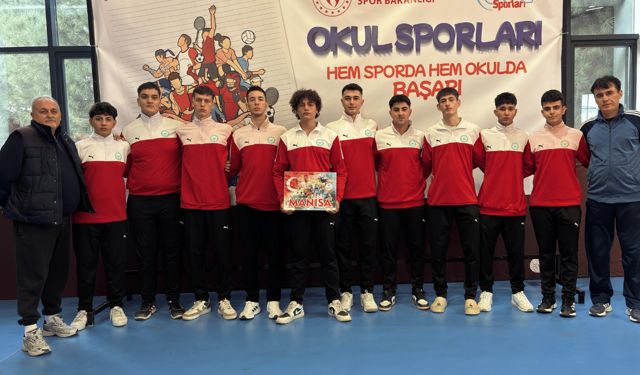 Aliya İzzetbegoviç MTAL Erkek Voleybol Takımı Bölge İkincisi Oldu