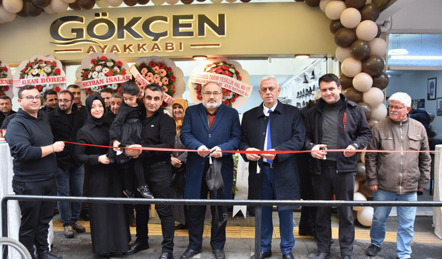 Akhisar’da Şıklık ve Konforun Yeni Adresi: Gökçen Ayakkabı Açıldı