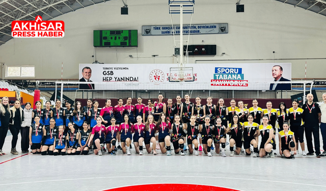 Akhisar’da Okul Sporları Voleybol İkinci Küme Heyecanı Sona Erdi