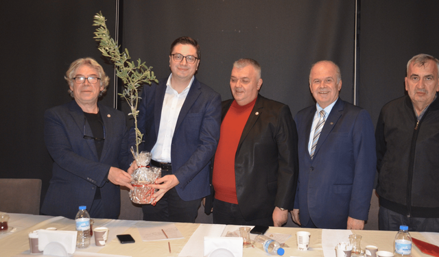 AK Parti Akhisar İlçe Başkanı Sözcüer, Dostlar Meclisi’nde yatırımları anlattı