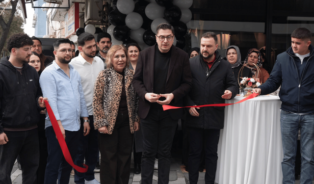 Genç Girişimcilerin Projesi Noble Man Giyim Akhisar’da Hizmete Girdi