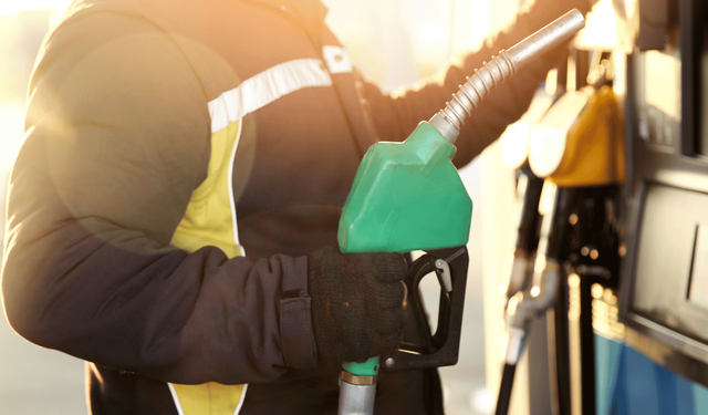 Akaryakıta Dev Zam Kapıda: Motorinde Büyük Artış Bekleniyor