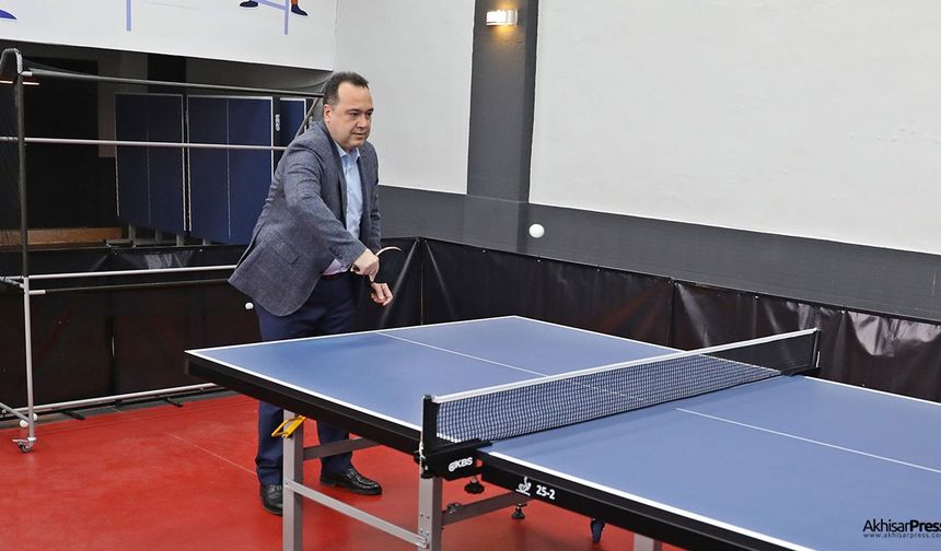 Akhisar Belediyesi Masa Tenisi Salonu açıldı