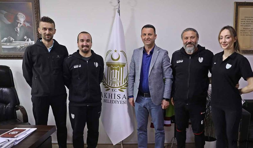 Akhisar Belediye Kadın Voleybol Takımı’nda teknik kadro hazır
