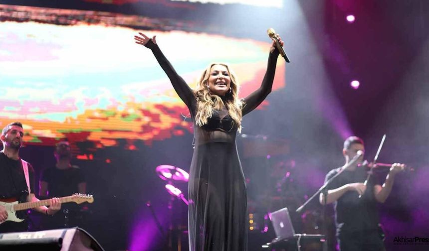 Ziynet Sali'den unutulmaz konser