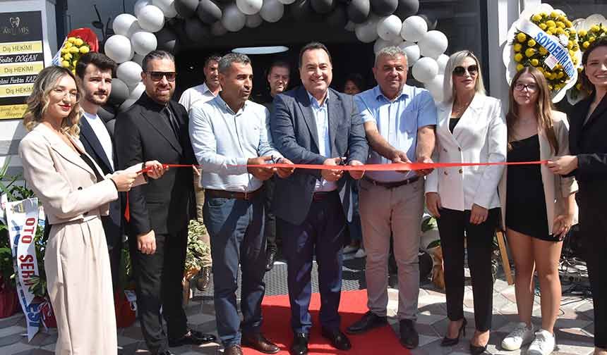 Artemis Ağız ve Diş Sağlığı Polikliniği Akhisar'da hizmete açıldı