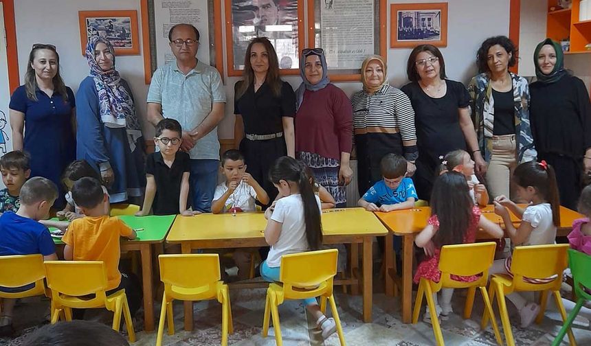 Akhisar Halk Eğitimi Merkezi Müdürlüğü'nden Hayat Boyu Öğrenme Haftası Etkinlikleri