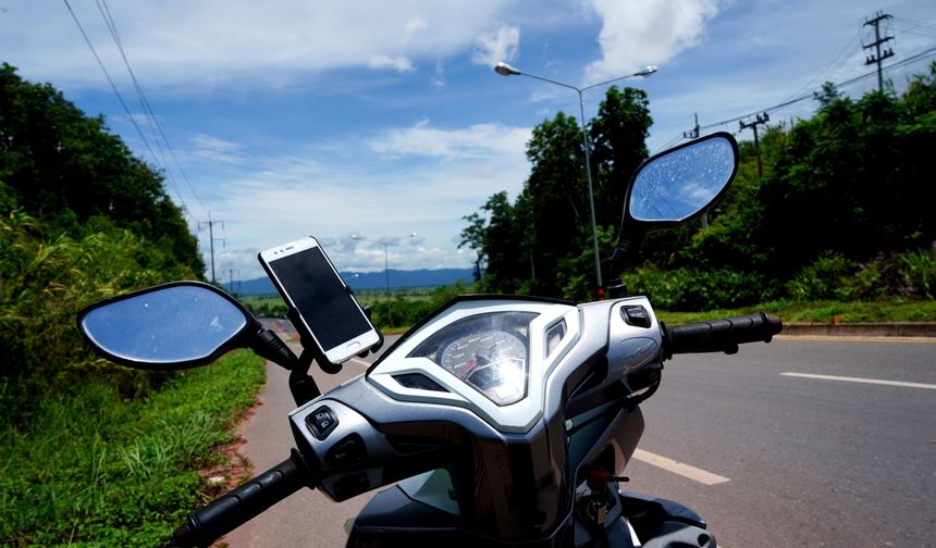 Motosiklet Sürüşünde Konfor ve Güven: Teknolojinin Yeni Yardımcısı