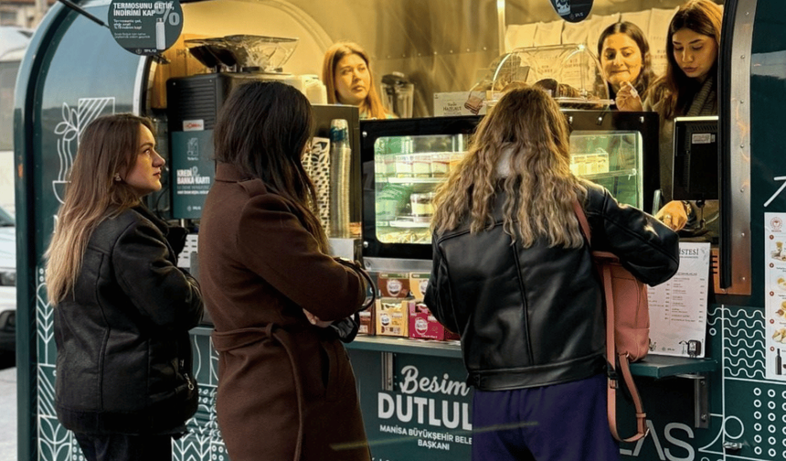 Niobe Co. Mobil Kahve Aracı Akhisar’da Hizmete Girdi