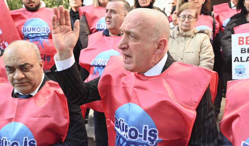 Akhisar’da Güvenlik Alarmı: Vergi Dairesi Binası Tartışma Yarattı