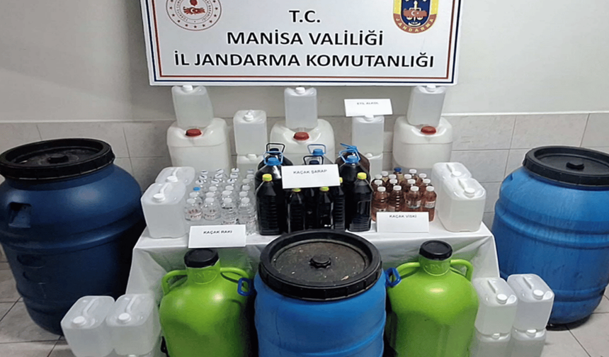 Akhisar’da kaçak alkol operasyonu: Litrelerce sahte içki ele geçirildi