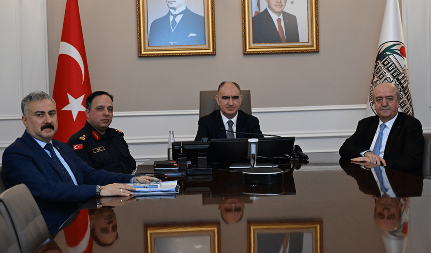 Manisa Valisi Özkan, Suçların Aydınlatma Oranını Açıkladı