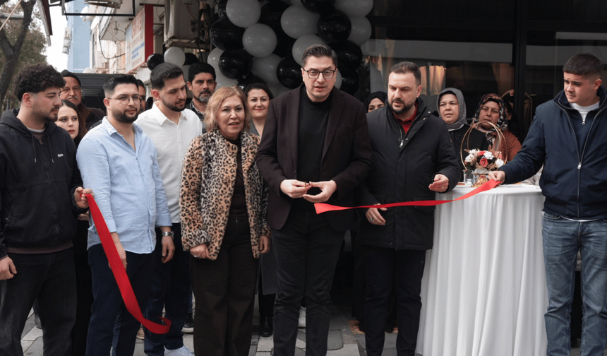 Genç Girişimcilerin Projesi Noble Man Giyim Akhisar’da Hizmete Girdi