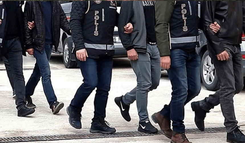 Akhisar’da Uyuşturucu Operasyonu: 22 Gözaltı, 5 Tutuklama