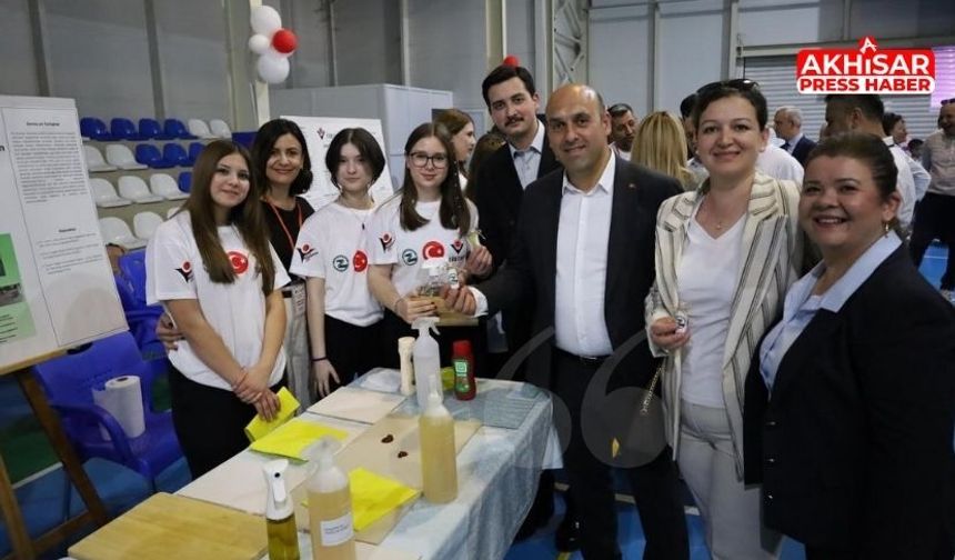 Kaymakam Mustafa Can, TÜBİTAK 4006 Bilim Fuarı’na Katıldı