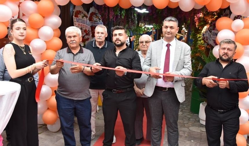 Vadi Coffea Akhisar’da Hizmete Açıldı