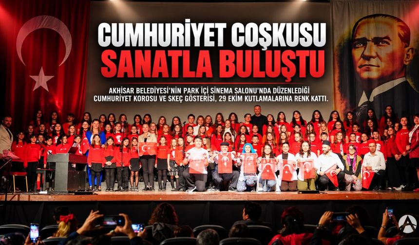 Akhisar’da Cumhuriyet’in 103. Yılı Sanatla Kutlandı